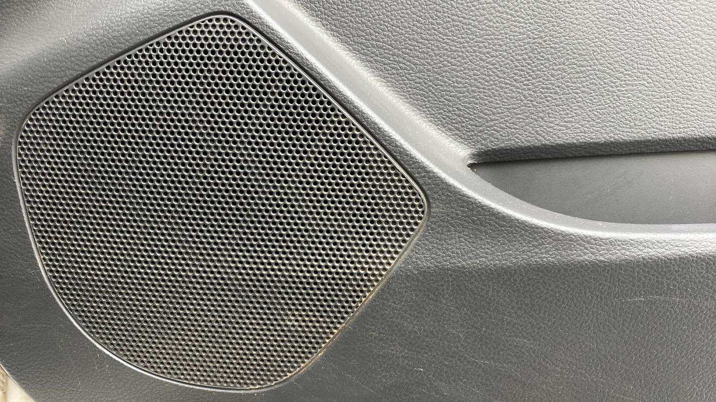 2016 Maruti Alto K10 VXI P, Petrol, Manual, 40,181 km, Speaker