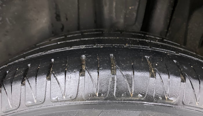 2021 Maruti Vitara Brezza ZXI PLUS AT SHVS, Petrol, Automatic, 40,651 km, Left Rear Tyre Tread
