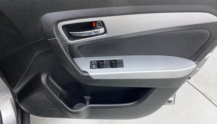 2021 Maruti Vitara Brezza ZXI PLUS AT SHVS, Petrol, Automatic, 40,651 km, Driver Side Door Panels Control
