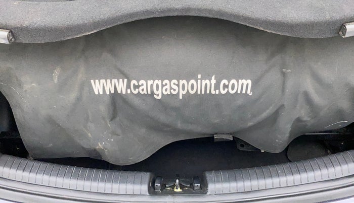2018 Hyundai Grand i10 SPORTZ 1.2 KAPPA VTVT, CNG, Manual, 79,541 km, Boot Inside