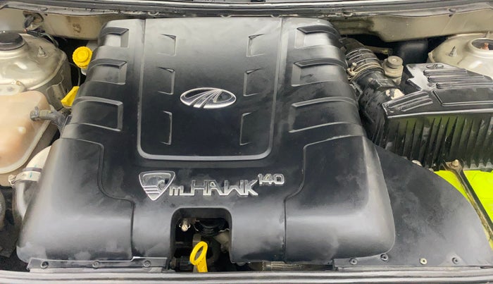 2015 Mahindra XUV500 W10, Diesel, Manual, 83,012 km, Engine View