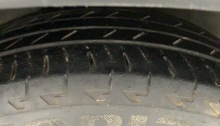 2018 Honda WR-V 1.5L I-DTEC S MT, Diesel, Manual, 51,943 km, Right Rear Tyre Tread