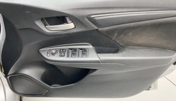 2018 Honda WR-V 1.5L I-DTEC S MT, Diesel, Manual, 51,943 km, Driver Side Door Panels Control