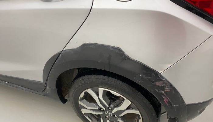 2018 Honda WR-V 1.5L I-DTEC S MT, Diesel, Manual, 51,943 km, Left quarter panel - Cladding has minor damage