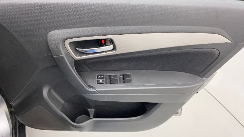 2017 Maruti Vitara Brezza ZDI PLUS, Diesel, Manual, 69,301 km, Driver Side Door Panels Control