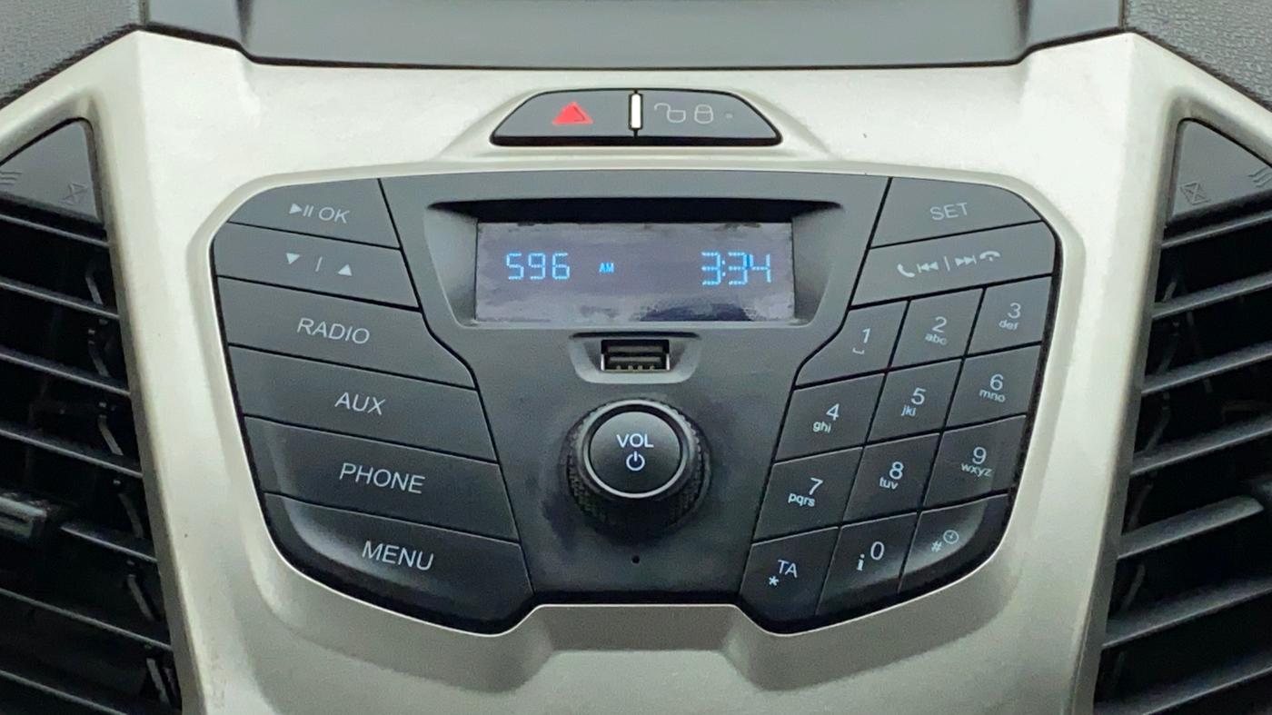 2015 Ford Ecosport 1.5 TREND TI VCT, Petrol, Manual, 61,572 km, Infotainment System