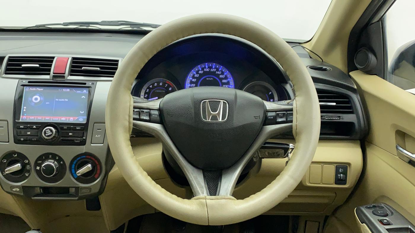 2013 Honda City 1.5L I-VTEC V MT SUNROOF, Petrol, Manual, 1,24,330 km, Steering Wheel Close Up