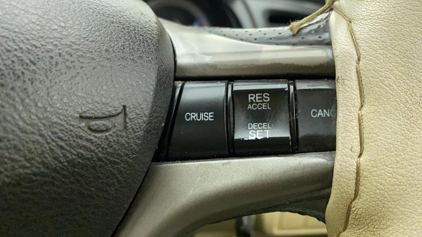 2013 Honda City 1.5L I-VTEC V MT SUNROOF, Petrol, Manual, 1,24,330 km, Adaptive Cruise Control