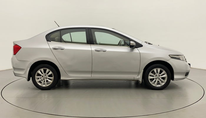 2013 Honda City 1.5L I-VTEC V MT SUNROOF, Petrol, Manual, 1,24,330 km, Right Side View