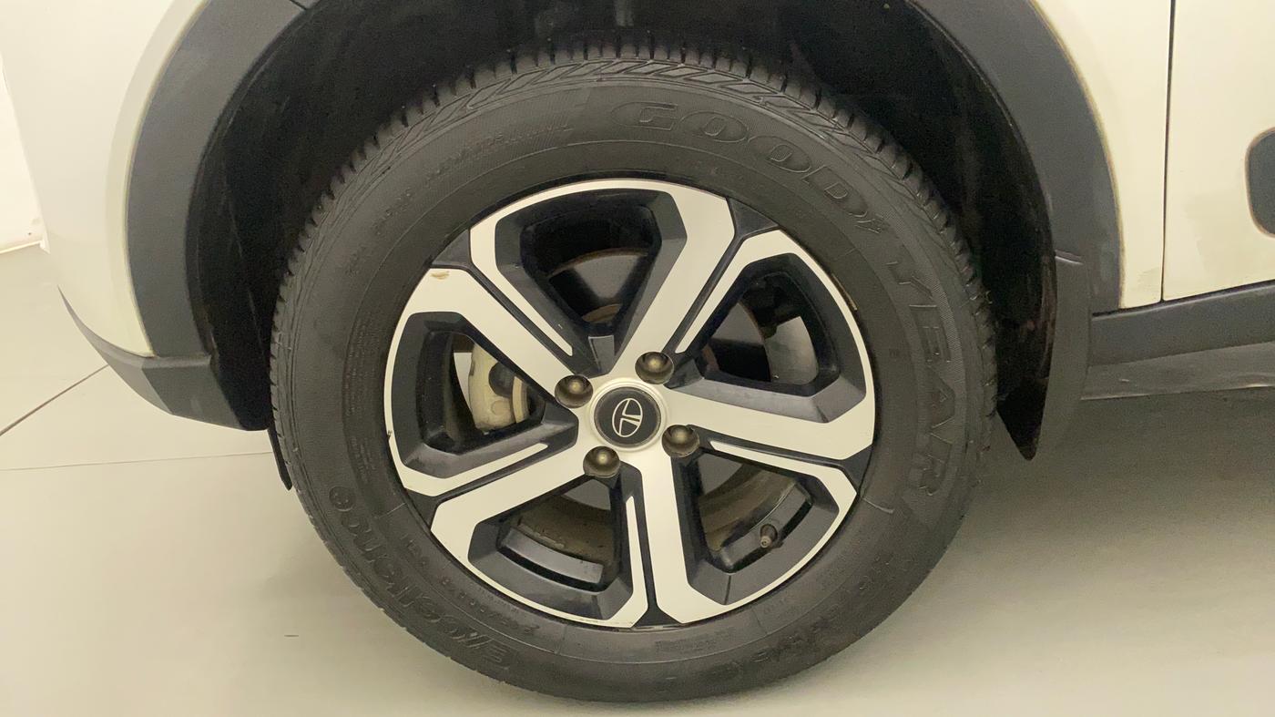 2021 Tata NEXON XZ PLUS PETROL, Petrol, Manual, 20,056 km, Left Front Wheel