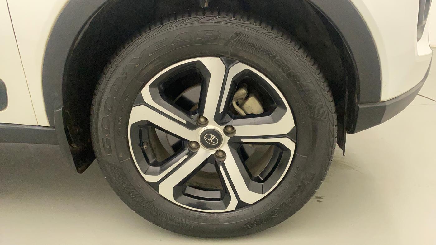 2021 Tata NEXON XZ PLUS PETROL, Petrol, Manual, 20,056 km, Right Front Wheel