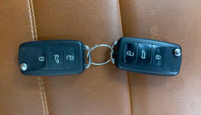 2016 Volkswagen Ameo HIGHLINE DSG 1.5 DIESEL , Diesel, Automatic, 99,263 km, Key Close Up