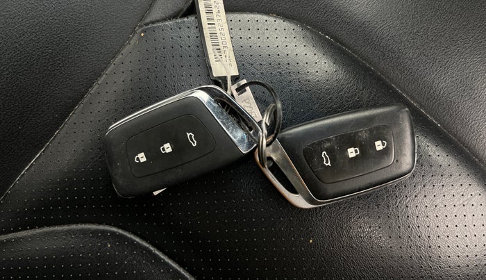 2020 MG HECTOR SHARP 1.5 DCT PETROL, Petrol, Automatic, 55,549 km, Key Close Up