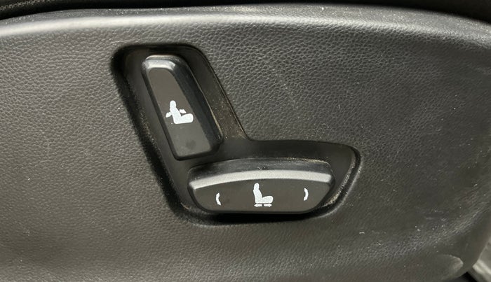 2020 MG HECTOR SHARP 1.5 DCT PETROL, Petrol, Automatic, 55,549 km, Driver Side Adjustment Panel