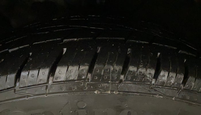 2018 Hyundai Creta SX (O) 1.6 PETROL, Petrol, Manual, 39,859 km, Left Front Tyre Tread