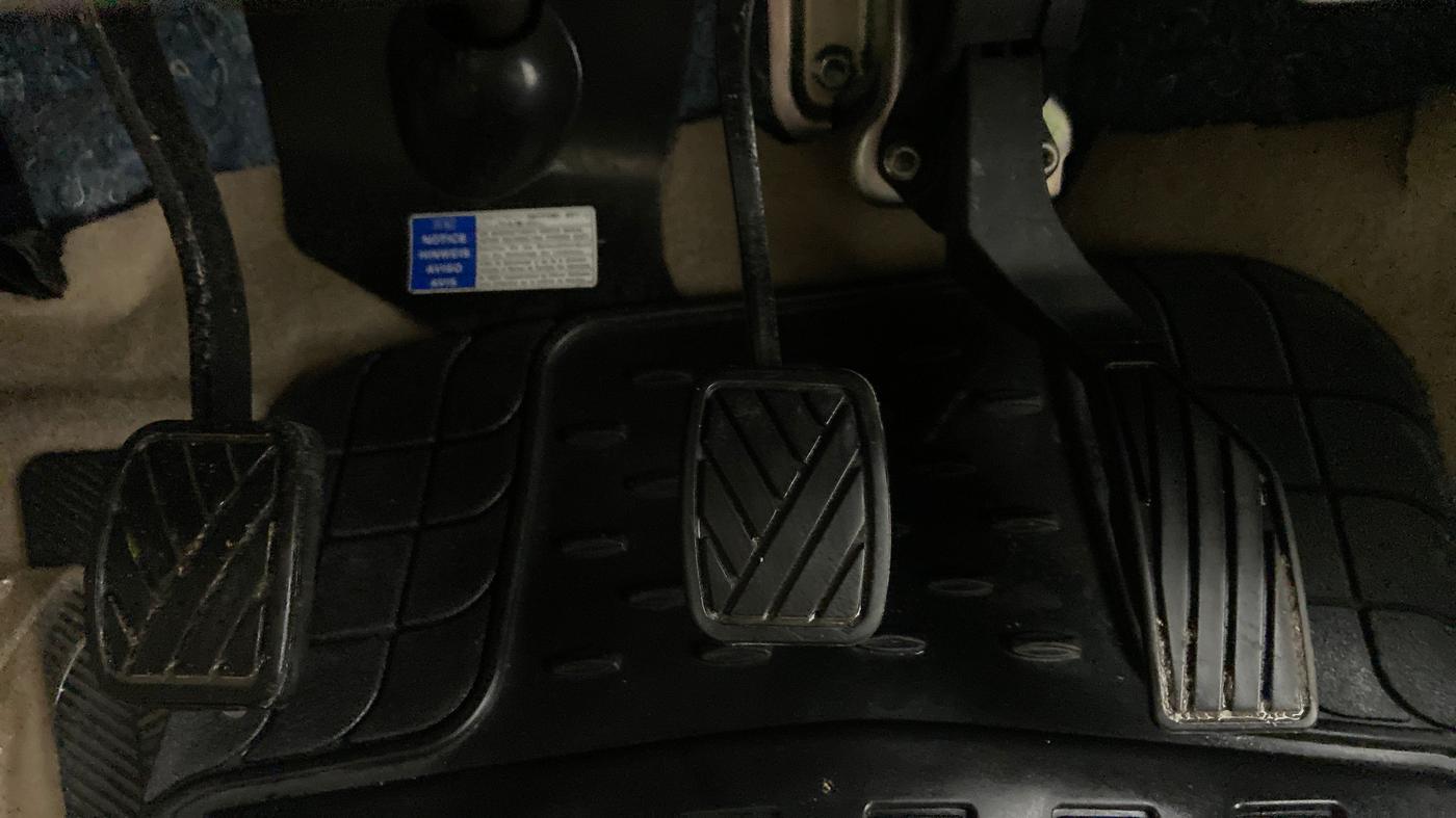 2020 Maruti Ciaz 1.5 SIGMA SHVS, Petrol, Manual, 18,313 km, Pedals