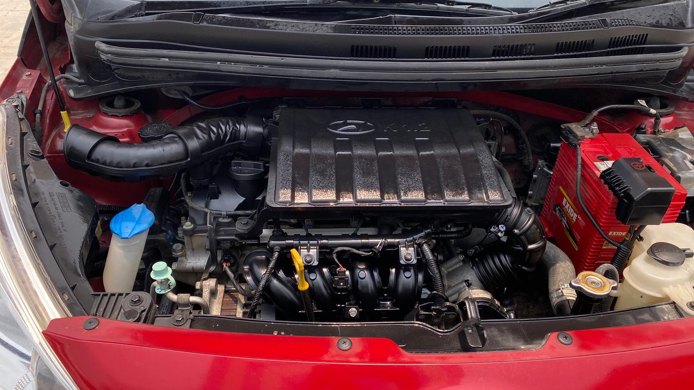 2019 Hyundai Grand i10 SPORTZ 1.2 KAPPA VTVT DUAL TONE, Petrol, Manual, 19,833 km, Engine View - Right