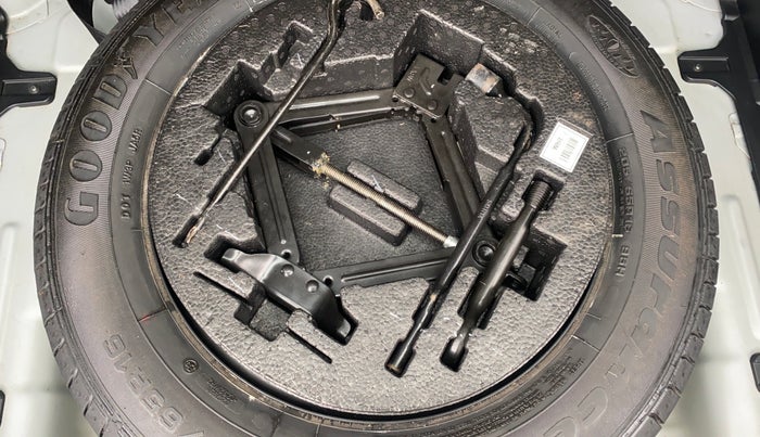 2018 Hyundai Creta E PLUS 1.6 PETROL, Petrol, Manual, 24,163 km, Spare Tyre