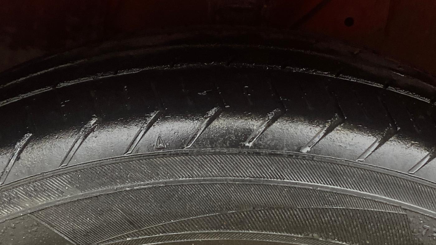 2021 Maruti Celerio ZXI PLUS AGS, Petrol, Automatic, 25,321 km, Left Front Tyre Tread