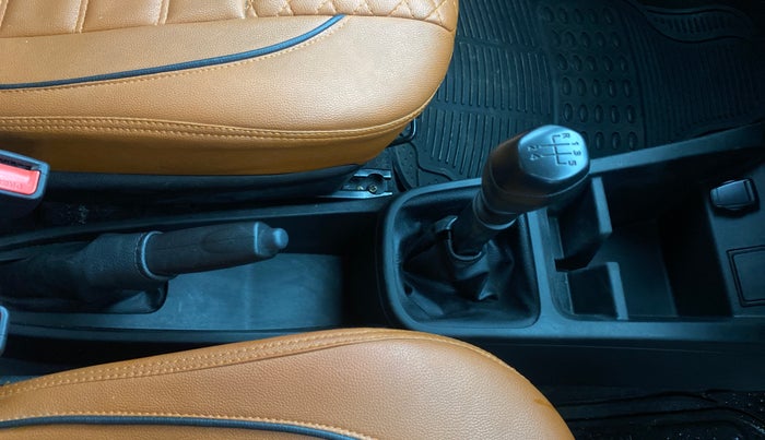 2019 Renault Kwid RXL, Petrol, Manual, 34,114 km, Gear Lever