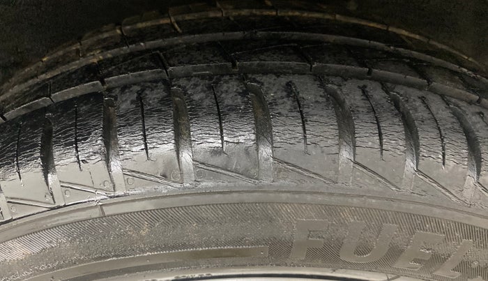 2019 Renault Kwid RXL, Petrol, Manual, 34,114 km, Left Front Tyre Tread