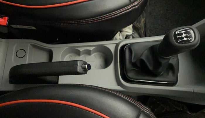 2022 Tata Tiago XT CNG, CNG, Manual, 15,656 km, Gear Lever