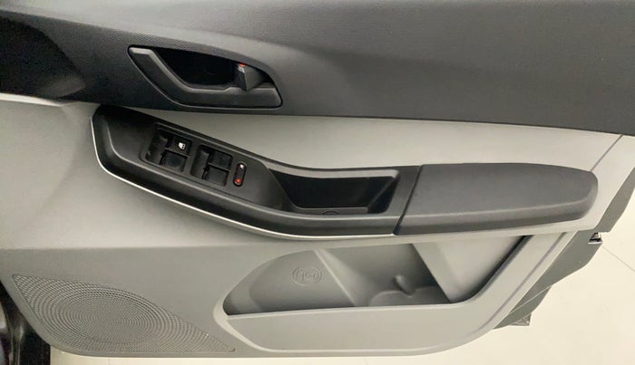 2022 Tata Tiago XT CNG, CNG, Manual, 15,656 km, Driver Side Door Panels Control