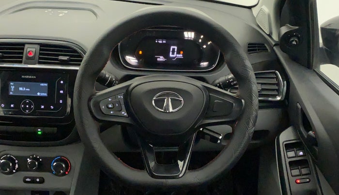 2022 Tata Tiago XT CNG, CNG, Manual, 15,656 km, Steering Wheel Close Up
