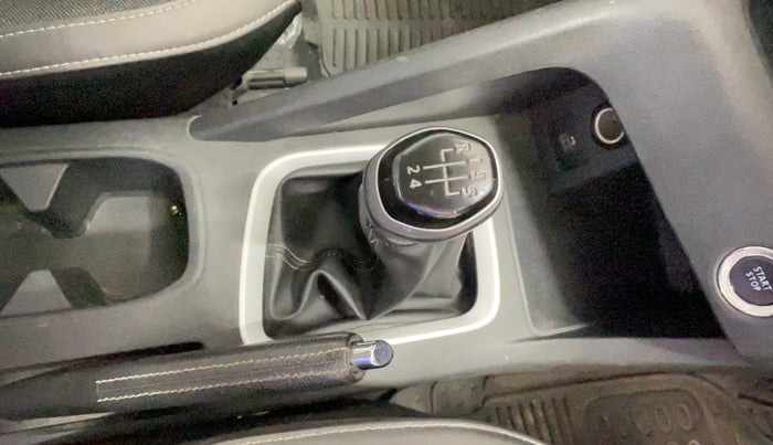 2022 Nissan MAGNITE XV PREMIUM, Petrol, Manual, 10,015 km, Gear Lever