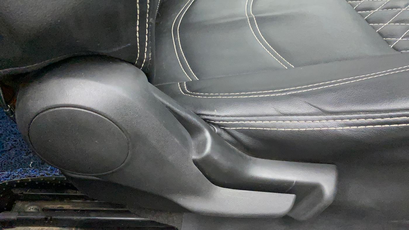 2022 Maruti IGNIS SIGMA 1.2, Petrol, Manual, 51,918 km, Driver Side Adjustment Panel