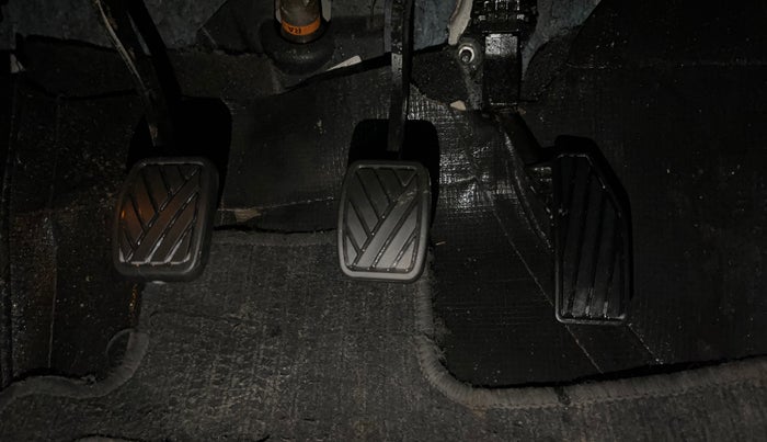 2018 Maruti Baleno ALPHA PETROL 1.2, Petrol, Manual, 63,358 km, Pedals