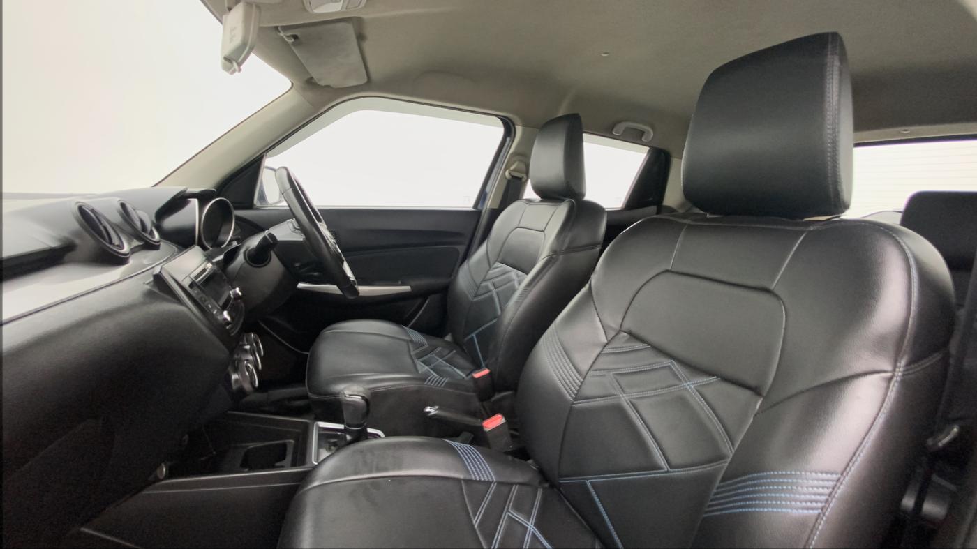 2018 Maruti Swift ZXI AMT, Petrol, Automatic, 1,06,419 km, Right Side Front Door Cabin