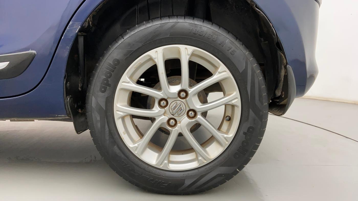 2018 Maruti Swift ZXI AMT, Petrol, Automatic, 1,06,419 km, Left Rear Wheel