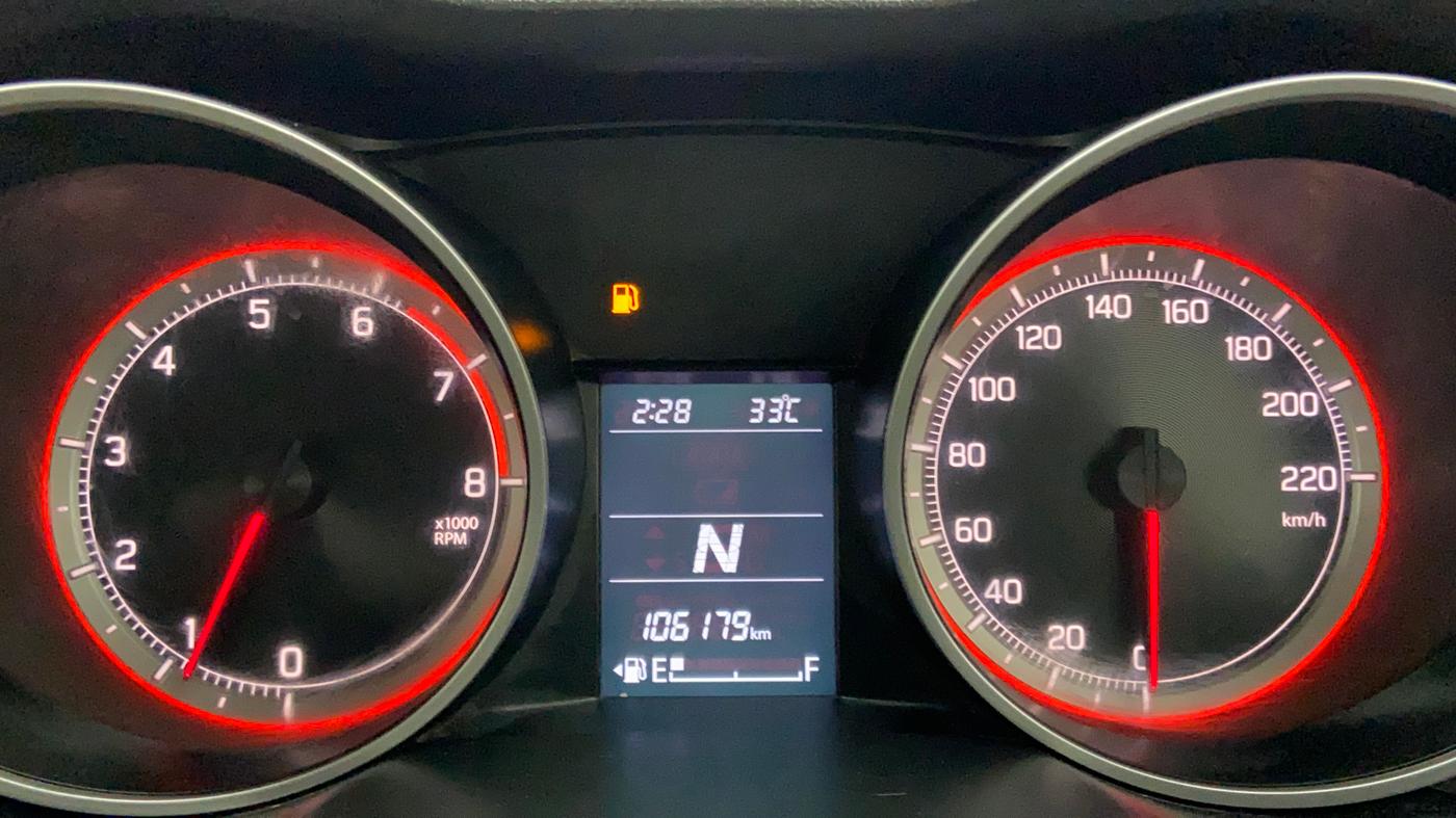 2018 Maruti Swift ZXI AMT, Petrol, Automatic, 1,06,419 km, Odometer Image