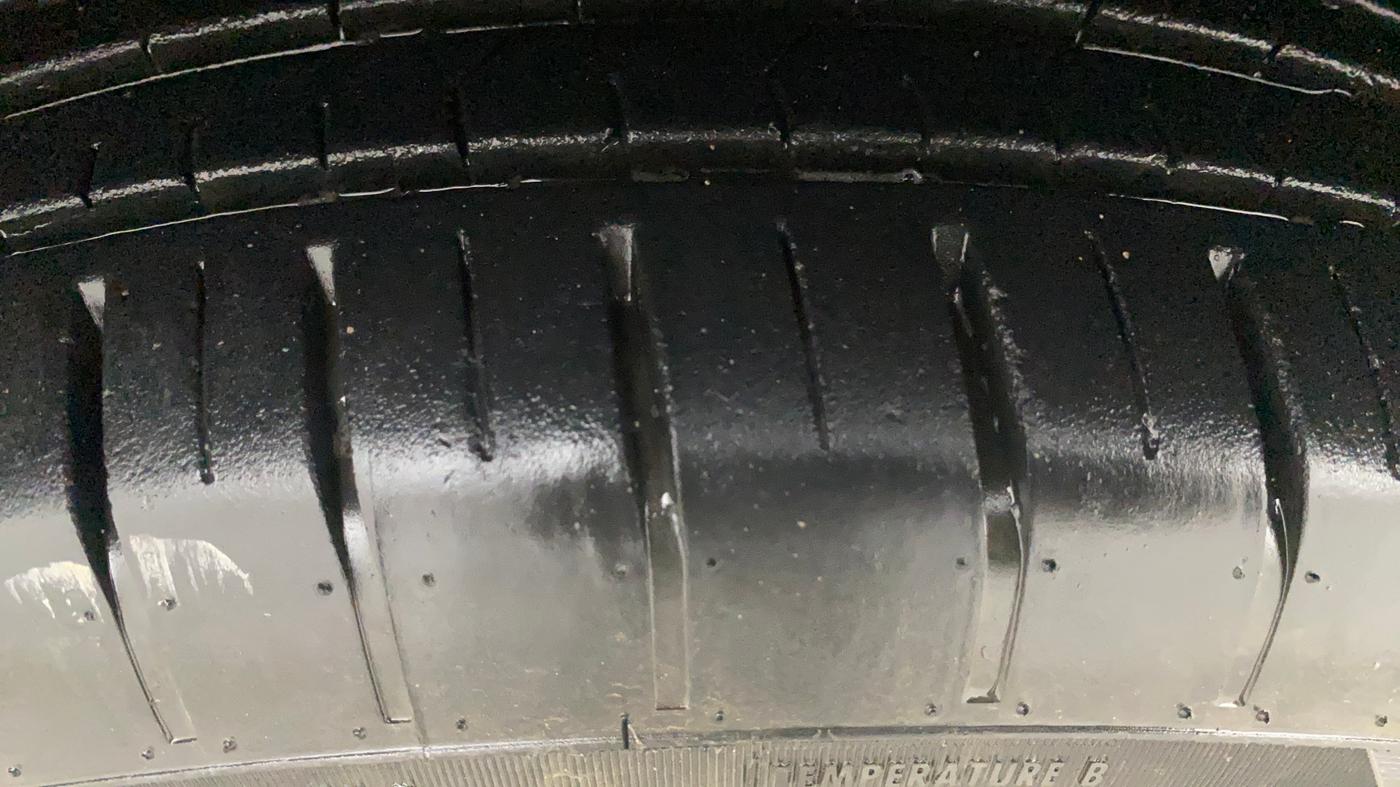 2022 Toyota Glanza E, Petrol, Manual, 23,917 km, Left Front Tyre Tread