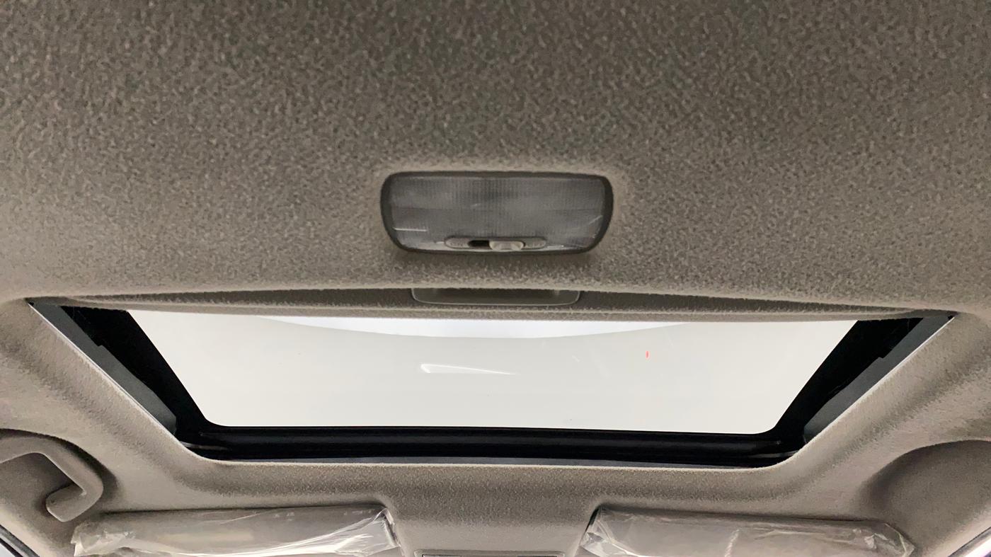 2018 Honda WR-V 1.5L I-DTEC VX MT, Diesel, Manual, 48,595 km, Moonroof/ Sunroof