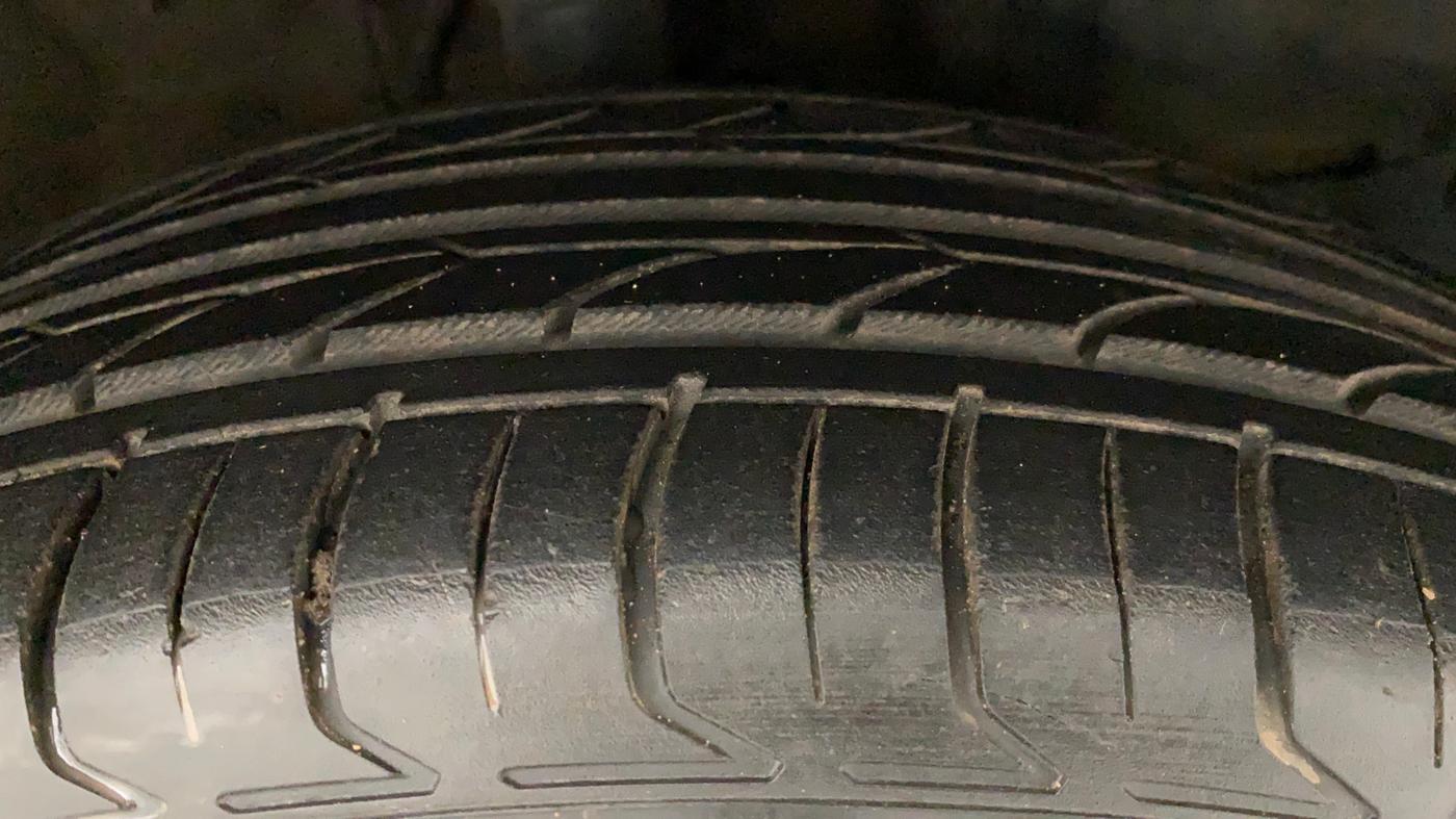 2018 Honda WR-V 1.5L I-DTEC VX MT, Diesel, Manual, 48,595 km, Right Front Tyre Tread