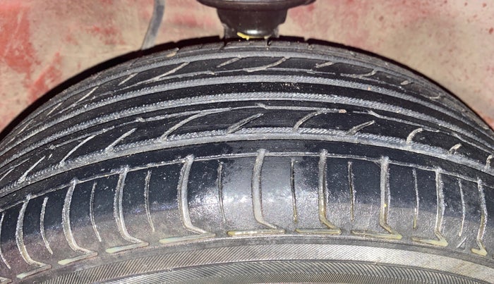 2016 Maruti Alto K10 VXI, Petrol, Manual, 74,169 km, Right Front Tyre Tread