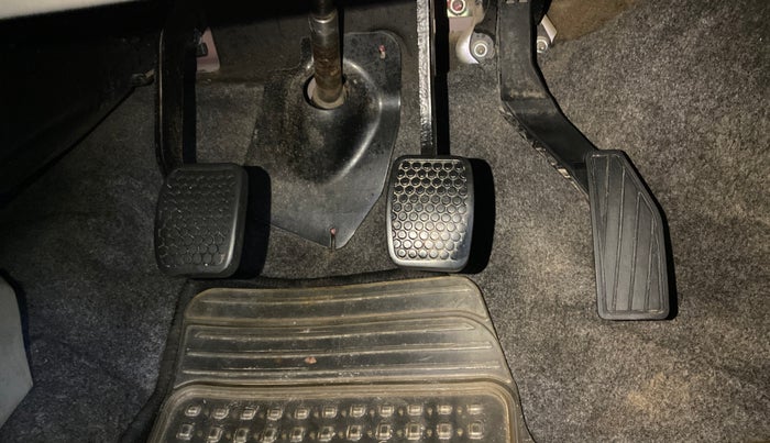 2016 Maruti Alto K10 VXI, Petrol, Manual, 74,169 km, Pedals