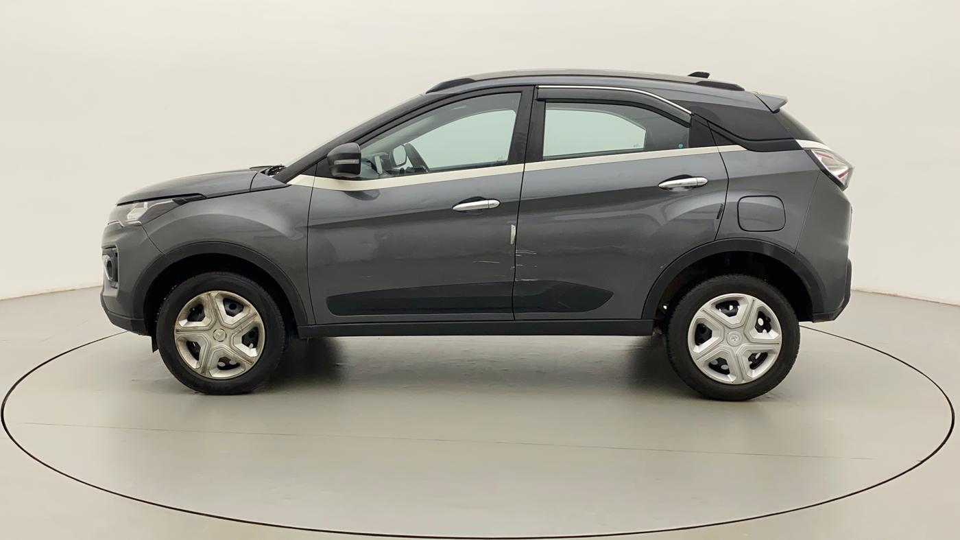 2022 Tata NEXON XM PLUS SUNROOF PETROL, Petrol, Manual, 22,732 km, Left Side