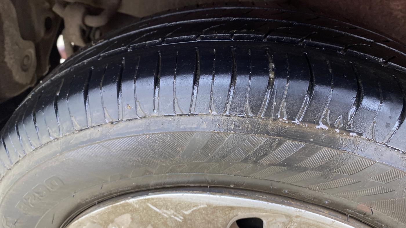 2015 Maruti Celerio VXI CNG, CNG, Manual, 94,564 km, Right Rear Tyre Tread
