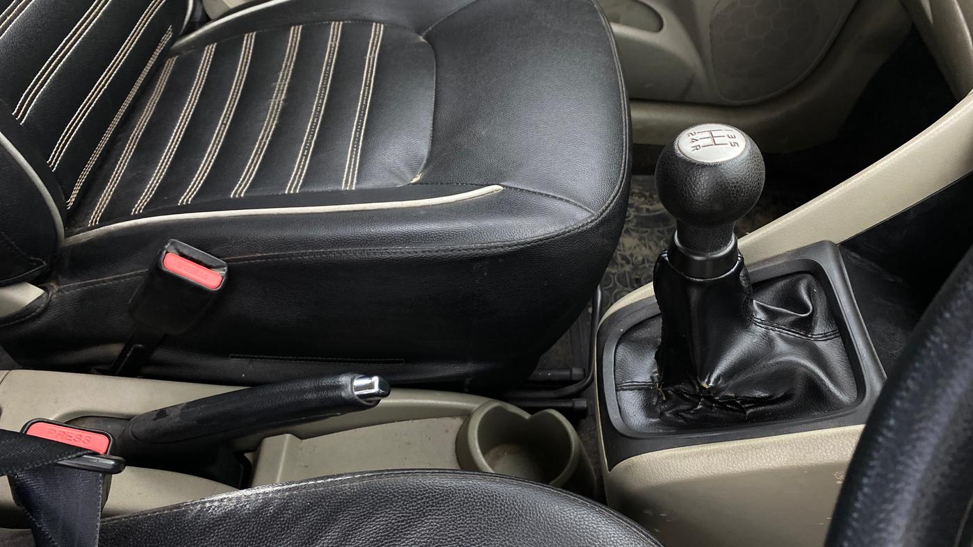 2015 Maruti Celerio VXI CNG, CNG, Manual, 94,564 km, Gear Lever