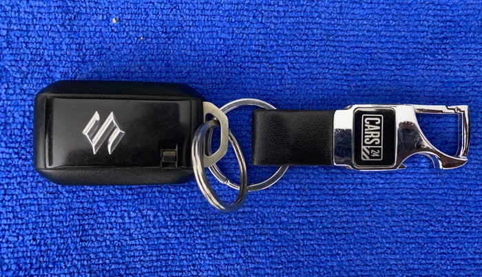 2022 Maruti XL6 ZETA MT, Petrol, Manual, 27,084 km, Key Close Up
