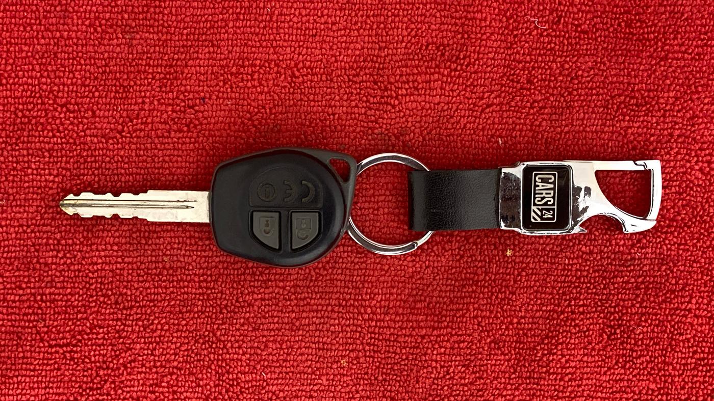 2017 Maruti IGNIS DELTA 1.2, Petrol, Manual, 83,501 km, Key Close Up