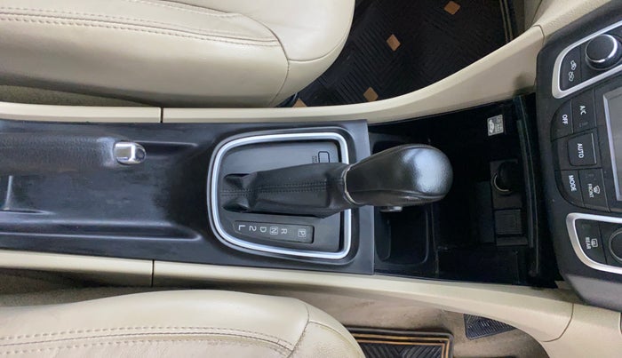 2018 Maruti Ciaz ALPHA  AT 1.4  PETROL, Petrol, Automatic, 77,764 km, Gear Lever