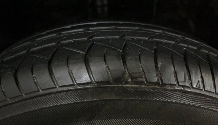 2021 Maruti Vitara Brezza ZXI, Petrol, Manual, 68,625 km, Right Front Tyre Tread