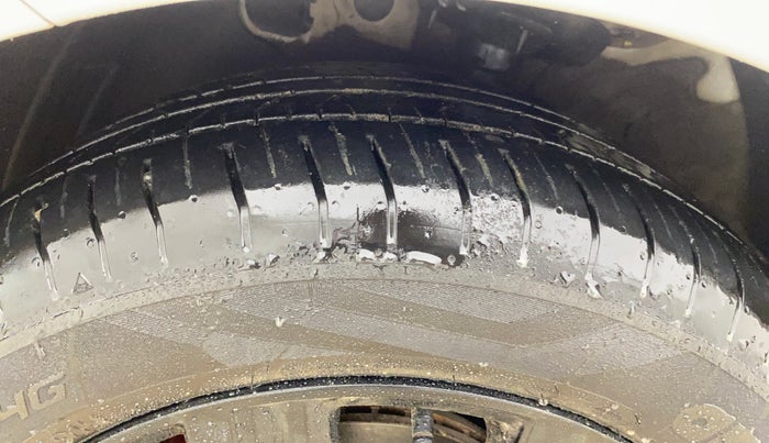 2025 Hyundai Verna SX (O) 1.5 TURBO PETROL DCT, Petrol, Automatic, 6,235 km, Left Front Tyre Tread