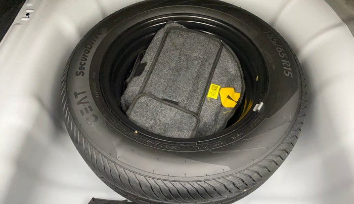 2025 Hyundai Verna SX (O) 1.5 TURBO PETROL DCT, Petrol, Automatic, 6,235 km, Spare Tyre