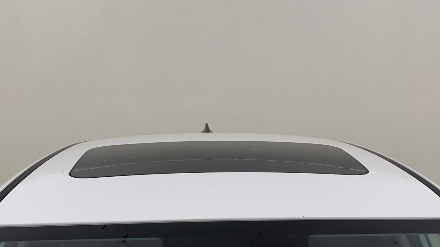 2025 Hyundai Verna SX (O) 1.5 TURBO PETROL DCT, Petrol, Automatic, 6,235 km, Moonroof/ Sunroof