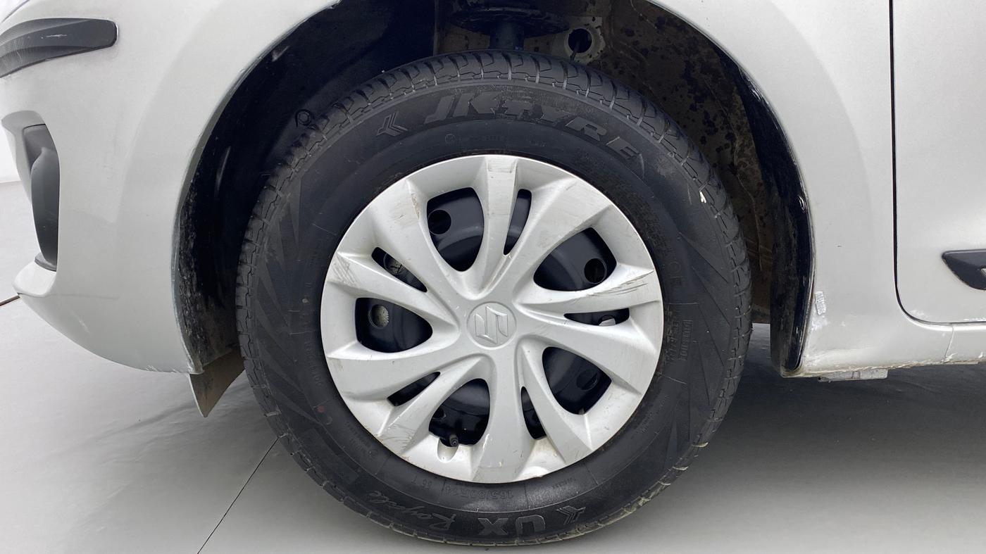 2021 Maruti Swift VXI D, Petrol, Manual, 42,298 km, Left Front Wheel